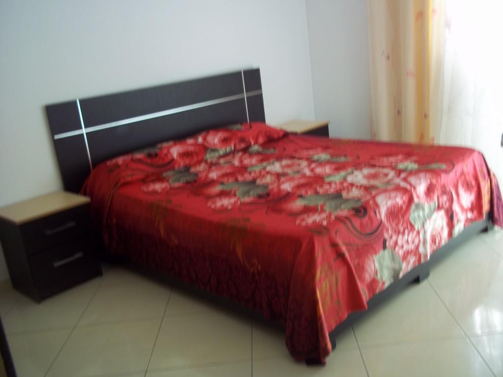 Faik Shehu Apartments Durres Exterior photo